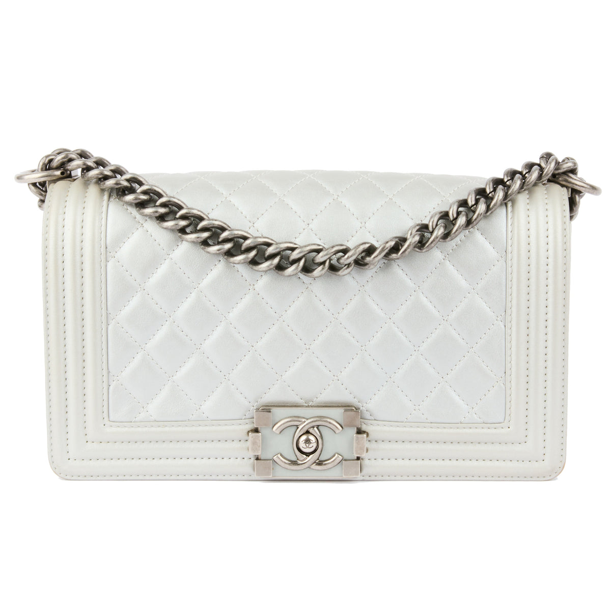 CHANEL - Sac bandoulière Boy cuir argenté - Handbag