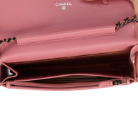 CHANEL - Sac bandoulière Wallet on Chain Boy cuir rose - Hand Bag