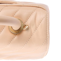 CHANEL - Sac bandoulière Coco handle cuir chevron beige - Handbag