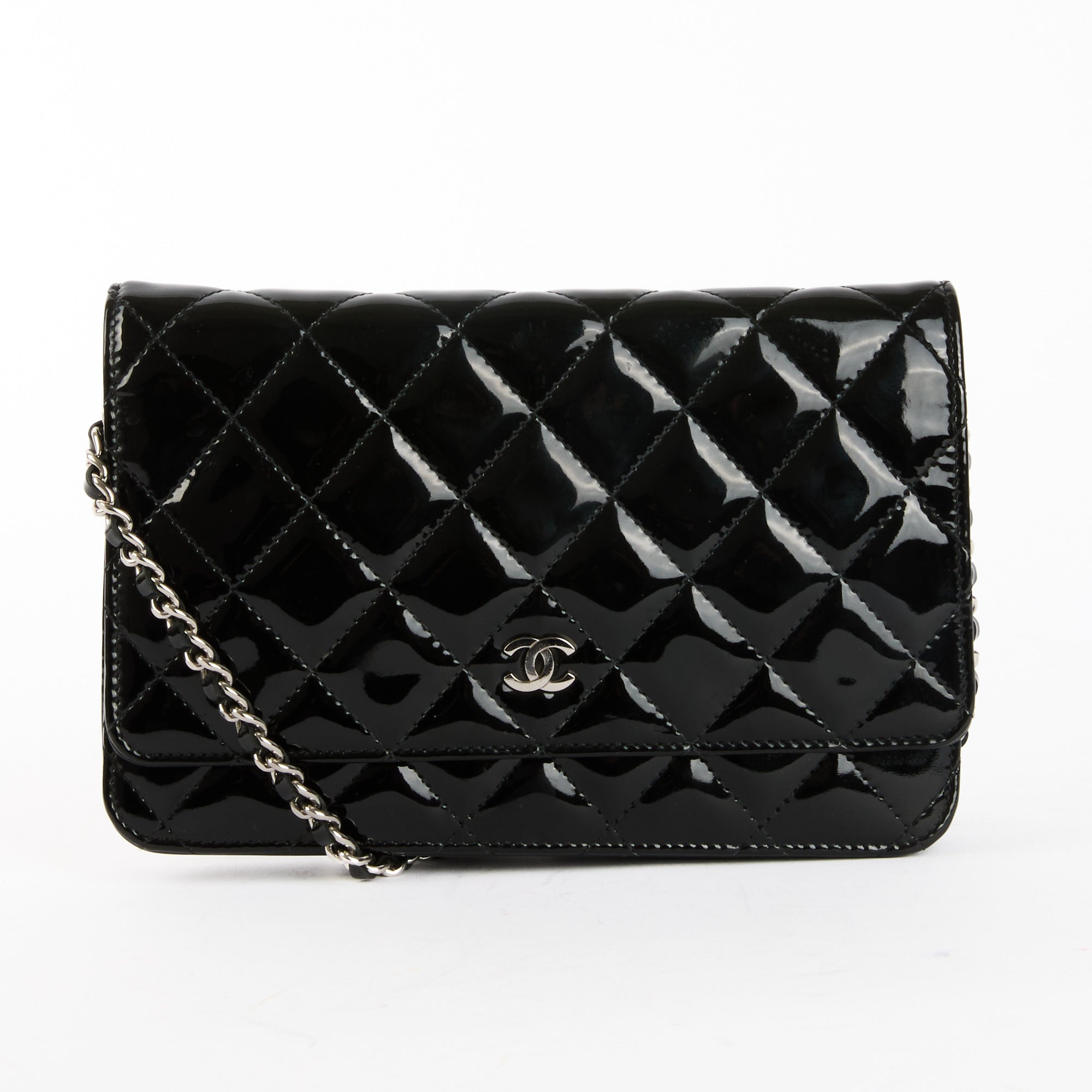 CHANEL - Sac bandoulière Wallet on Chain Classique cuir vernis noir - HandBag