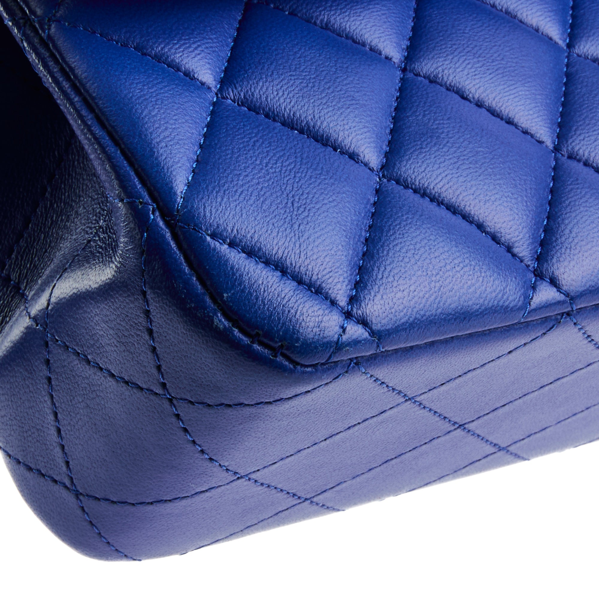 CHANEL - Blue leather Timeless Classic shoulder bag - Handbag