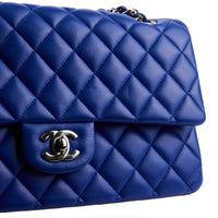 CHANEL - Blue leather Timeless Classic shoulder bag - Handbag
