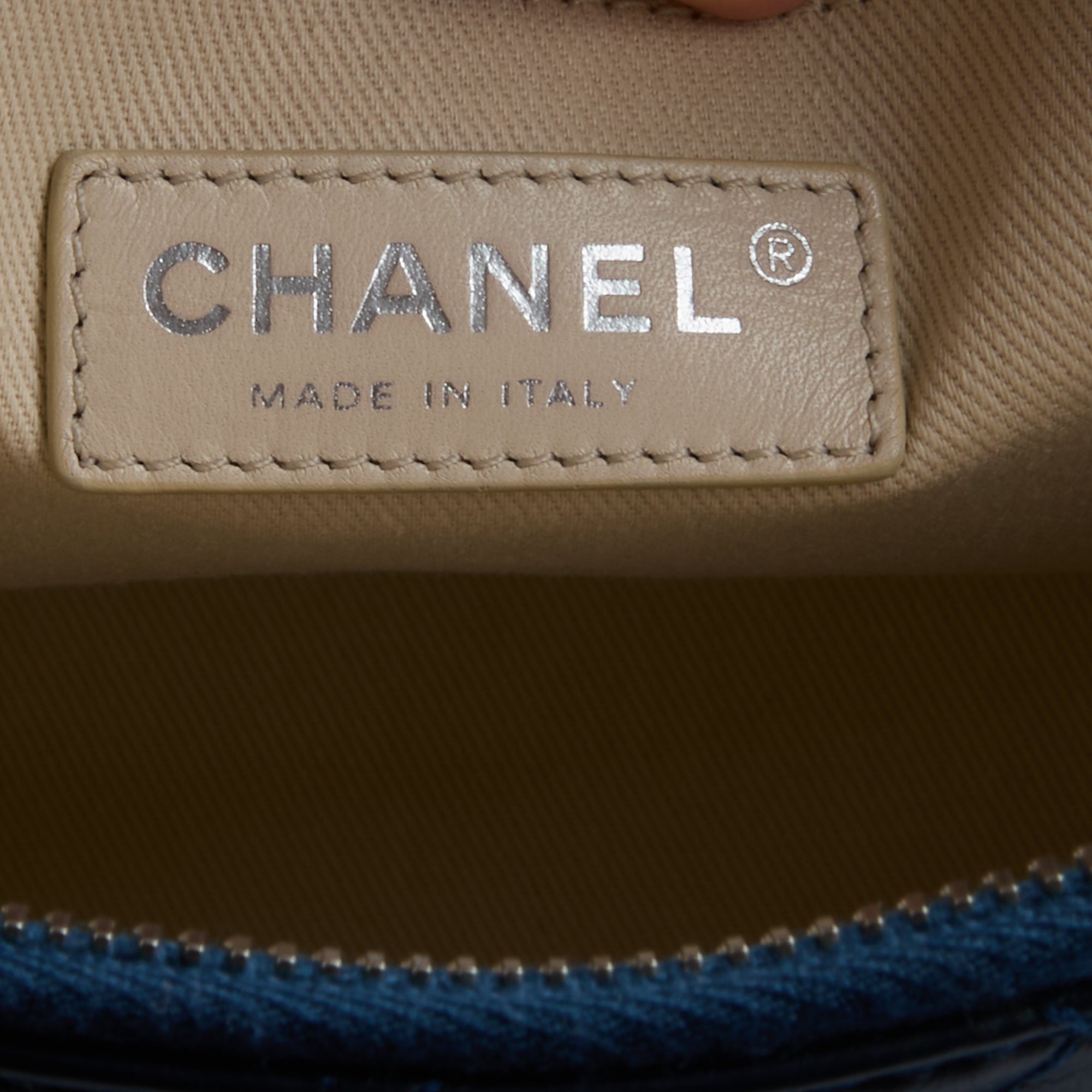 CHANEL - Sac à main Shopping Tote cuir bleu - Handbag