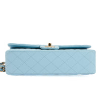 CHANEL - Sac bandoulière Timeless Medium 11.12 cuir caviar bleu - Handbag