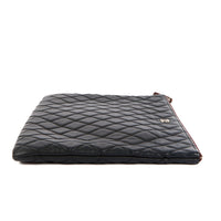 CHANEL - Pochette Maxi Classique Logo CC cuir matelassé noir - Handbag