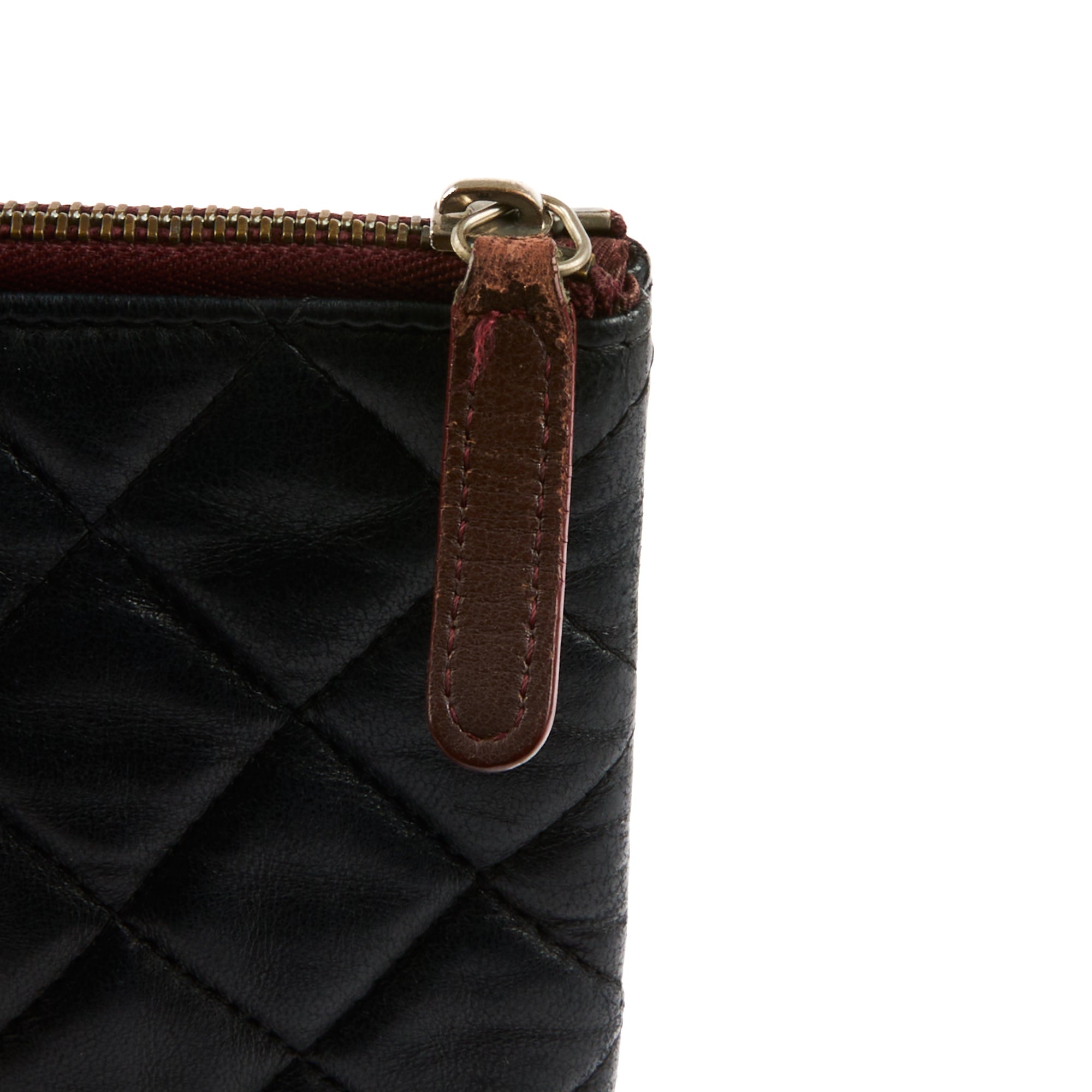 CHANEL - Pochette Maxi Classique Logo CC cuir matelassé noir - Handbag