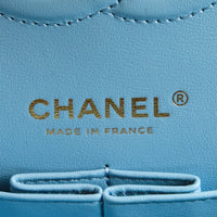 CHANEL - Sac bandoulière Timeless Medium 11.12 cuir caviar bleu - Handbag