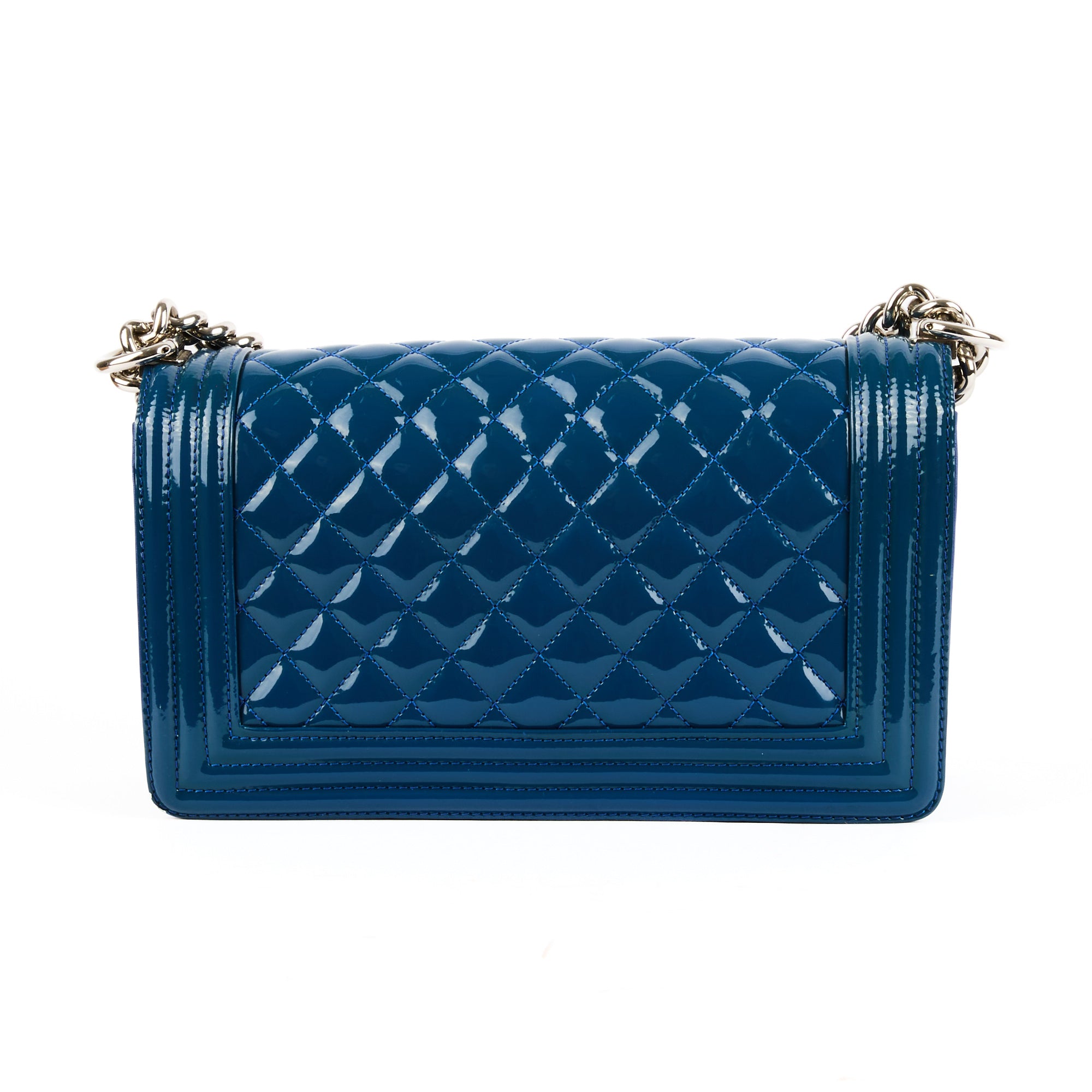 CHANEL - Sac bandoulière Boy Medium cuir vernis bleu - Handbag