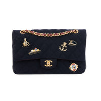 CHANEL - Sac bandoulière Classique Timeless 11.12 Charms Paris - Hambourg - Handbag