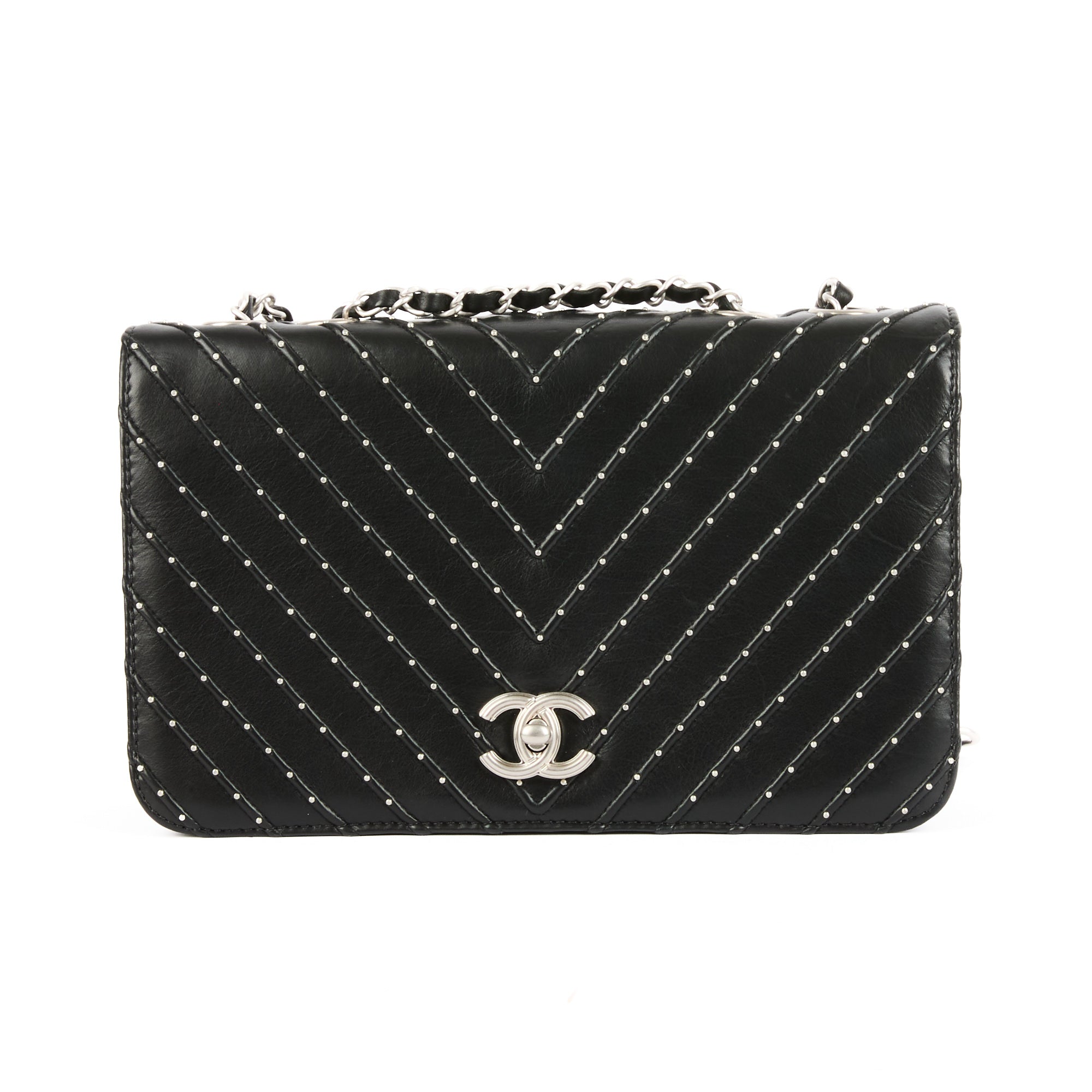 CHANEL - Sac bandoulière Studded Clous cuir chevron noir - Handbag