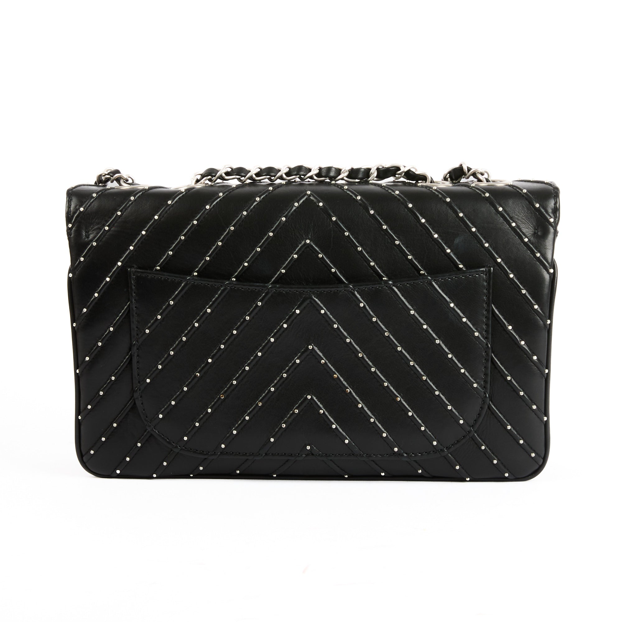 CHANEL - Sac bandoulière Studded Clous cuir chevron noir - Handbag