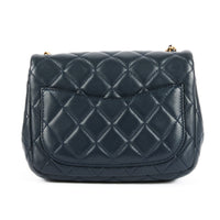 CHANEL - Sac bandoulière Mini Timeless classique cuir bleu marine - Handbag