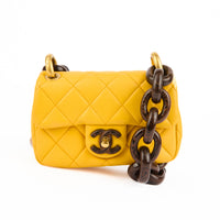 CHANEL - Sac bandoulière Mini Timeless Paris Dakar cuir jaune - Handbag
