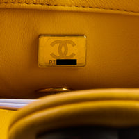 CHANEL - Sac bandoulière Mini Timeless Paris Dakar cuir jaune - Handbag