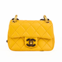 CHANEL - Sac bandoulière Mini Timeless Paris Dakar cuir jaune - Handbag