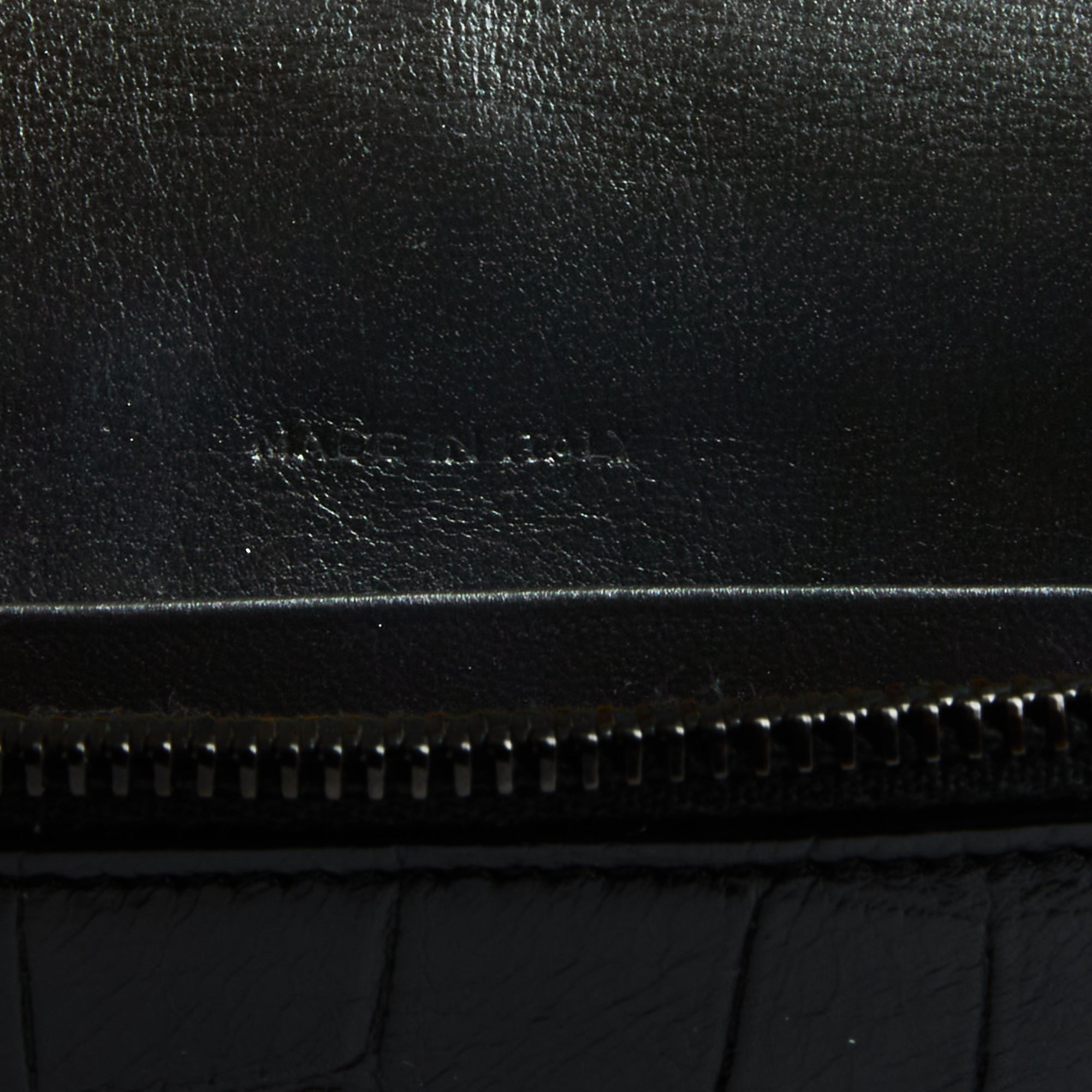 SAINT LAURENT - Sac bandoulière Enveloppe cuir embossé croco all black noir - Handbag