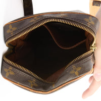 LOUIS VUITTON - Sac à main Danube toile Monogram - Handbag