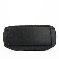 CHANEL - Sac à main Cabas Shopping Logo CC cuir Caviar noir - Handbag