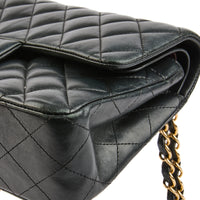 CHANEL - Sac bandoulière Timeless small cuir noir - Handbag