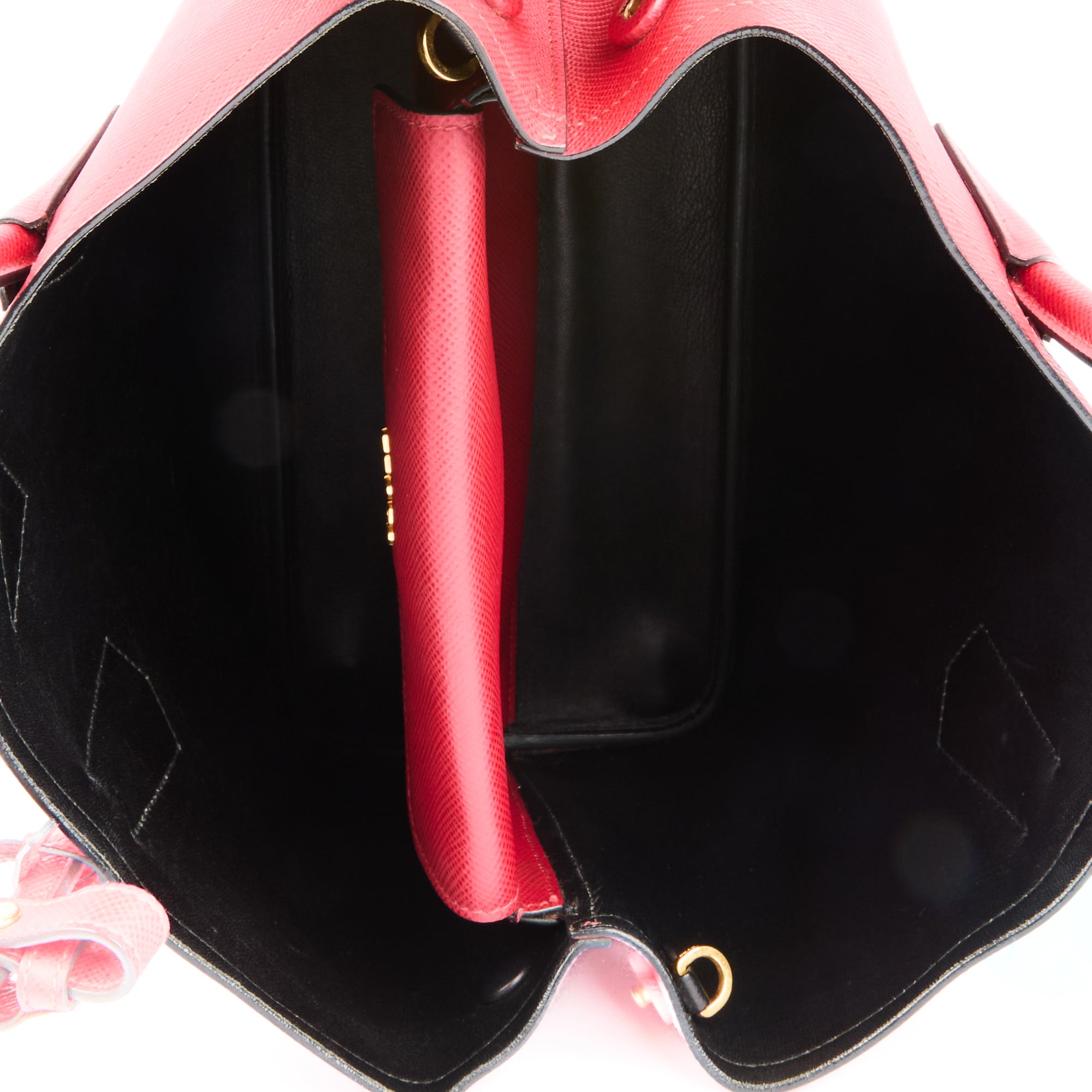 PRADA - Sac à main Cabas Saffiano cuir rouge - Handbag