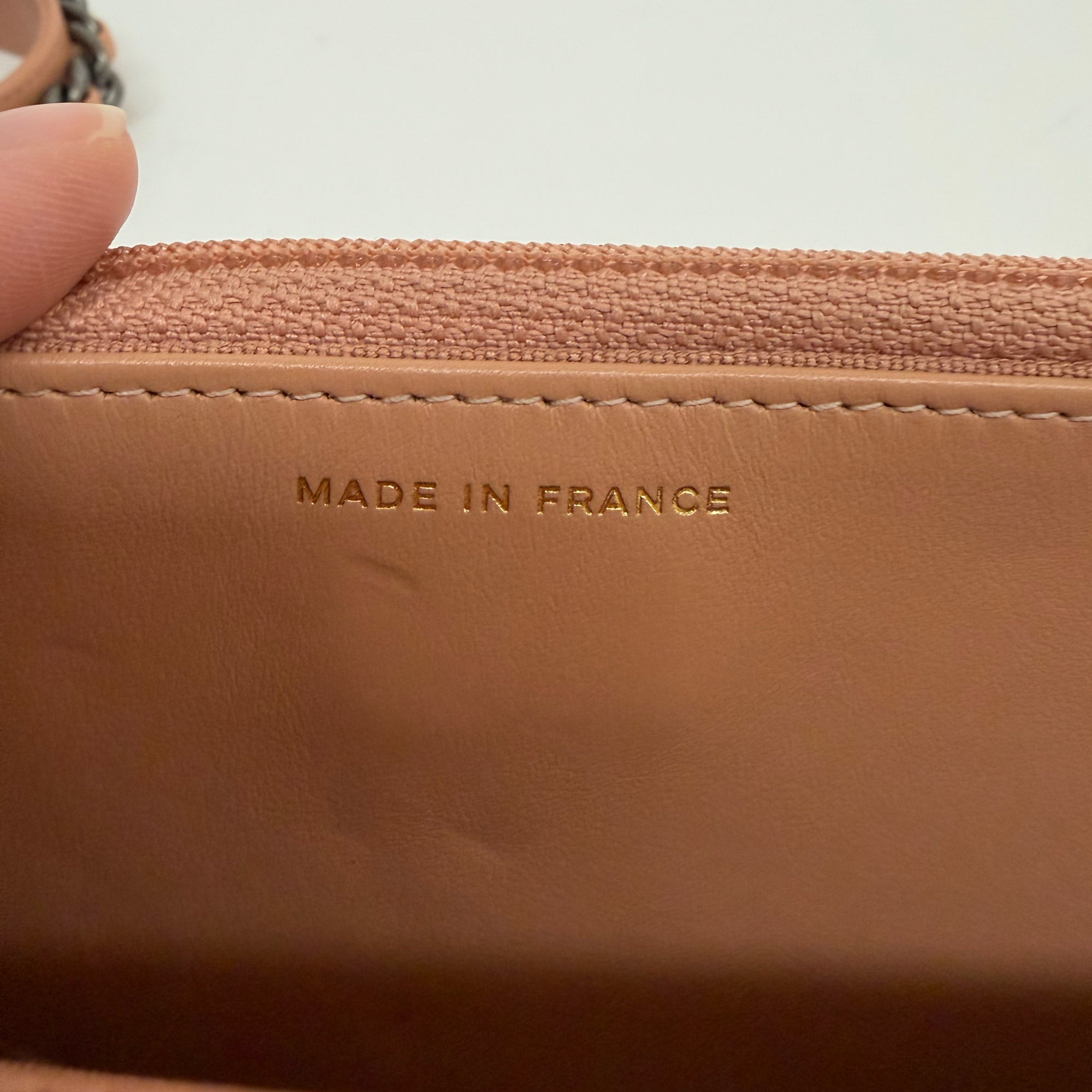 CHANEL - Wallet on chain 19 pink leather shoulder bag - Handbag