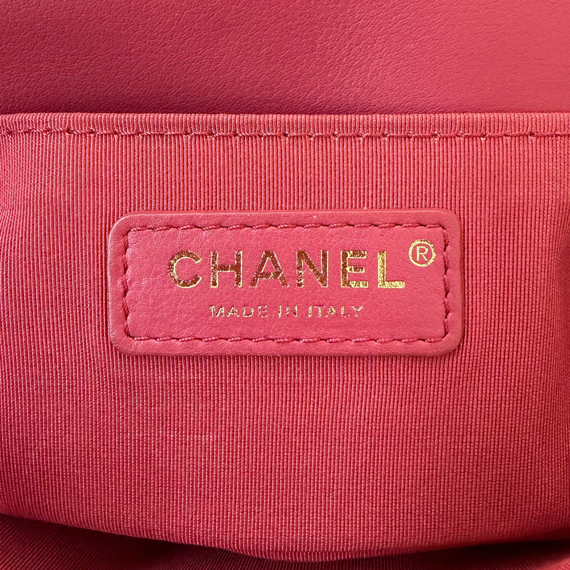 CHANEL - Sac bandoulière Mini Boy cuir rose - Handbag