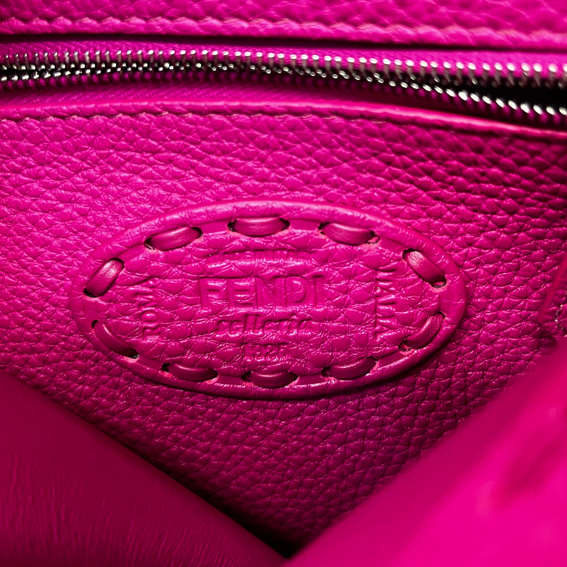 FENDI - Sac bandoulière Peekaboo IseeU Selleria cuir rose - Hand bag