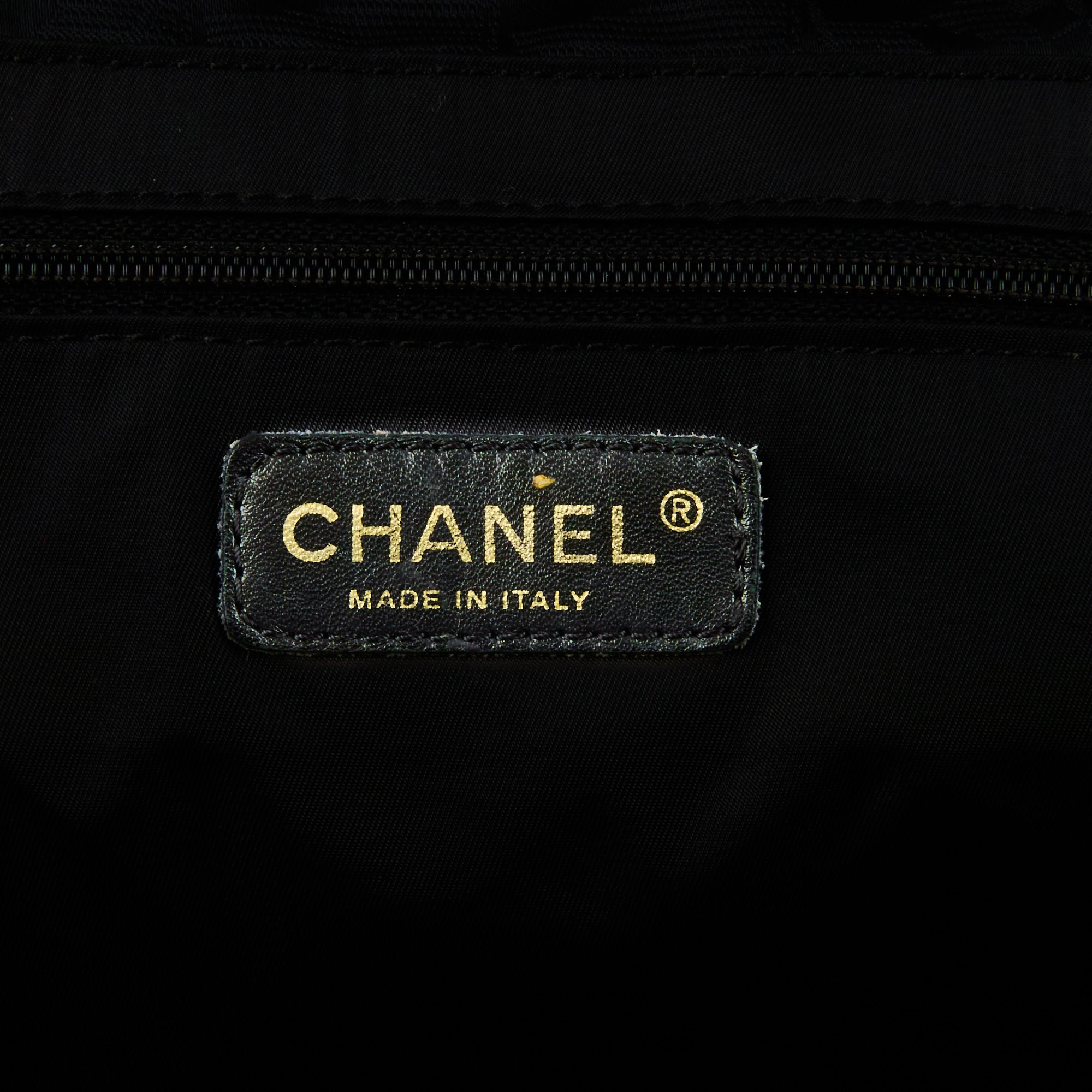 CHANEL - Sac à main Tote Travel Line toile noir - Tote Handbag