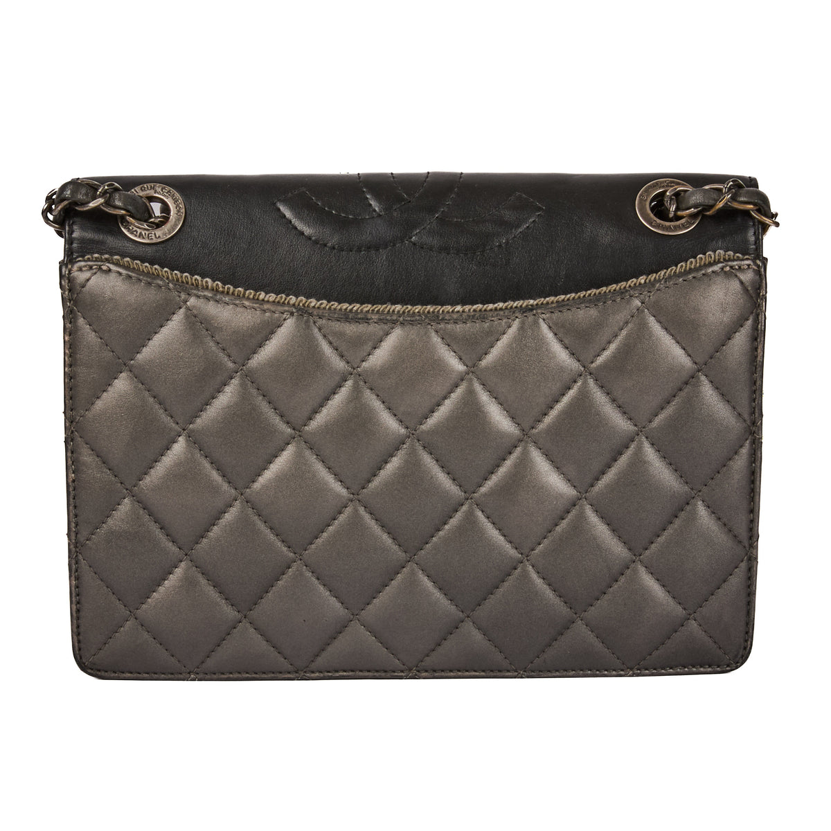 CHANEL Ballerine Quilted Gray Black Leather Bag – Authenticated Pre-Owned Luxury Bag from LuxSpace Paris