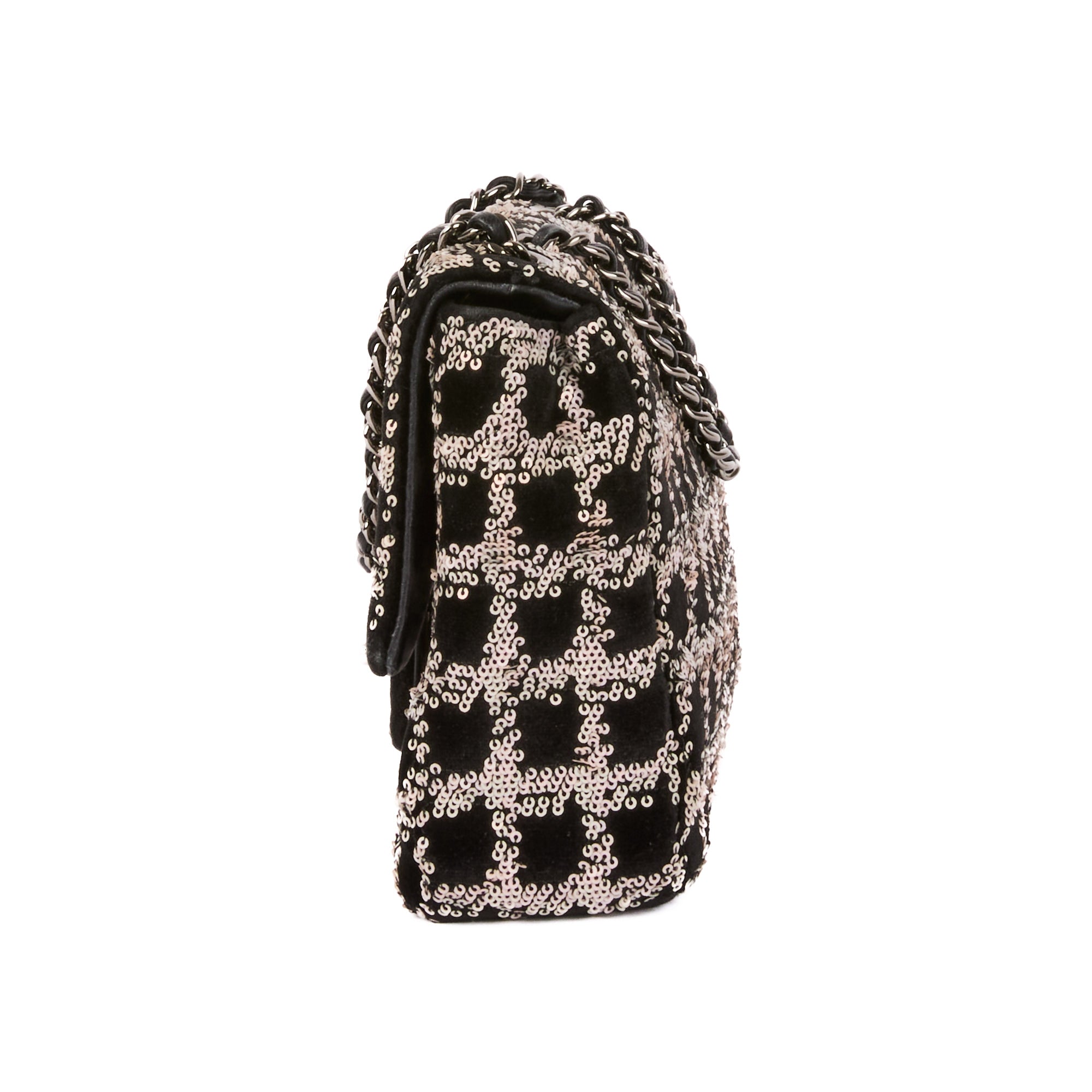 CHANEL - Mini Timeless shoulder bag in black velvet & sequins, limited edition - Handbag