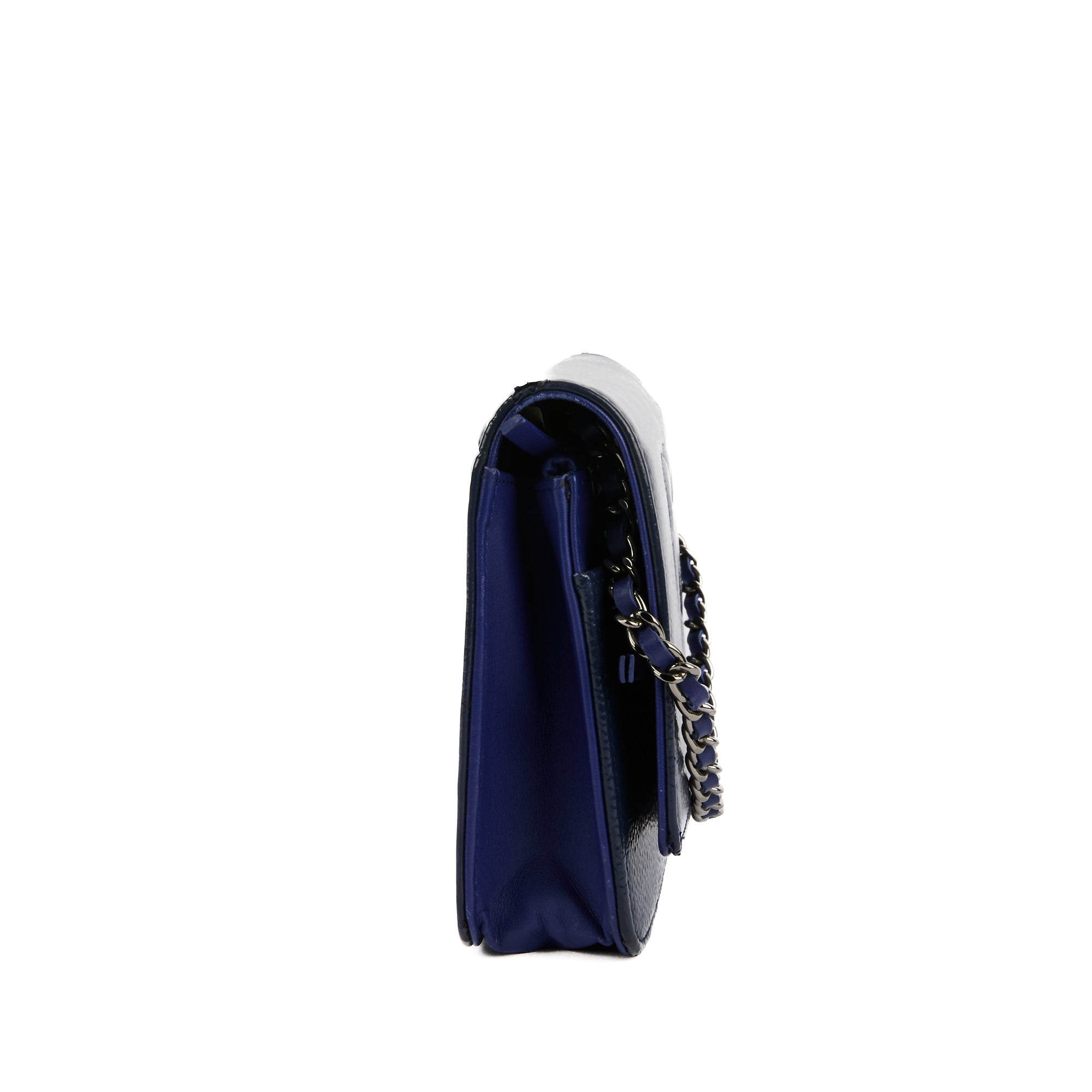 CHANEL - Sac bandoulière Wallet on Chain cuir vernis bleu marine - Shoulder Handbag
