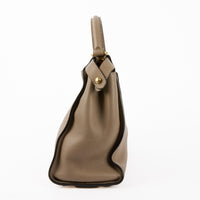 FENDI - Sac bandoulière Peekaboo Medium cuir Taupe - Hand Bag
