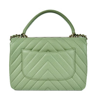 CHANEL - Trendy CC Top Handle small shoulder bag in green chevron leather - Handbag