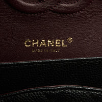 CHANEL - Sac bandoulière Timeless Classique 11.12 cuir caviar noir - Hand bag