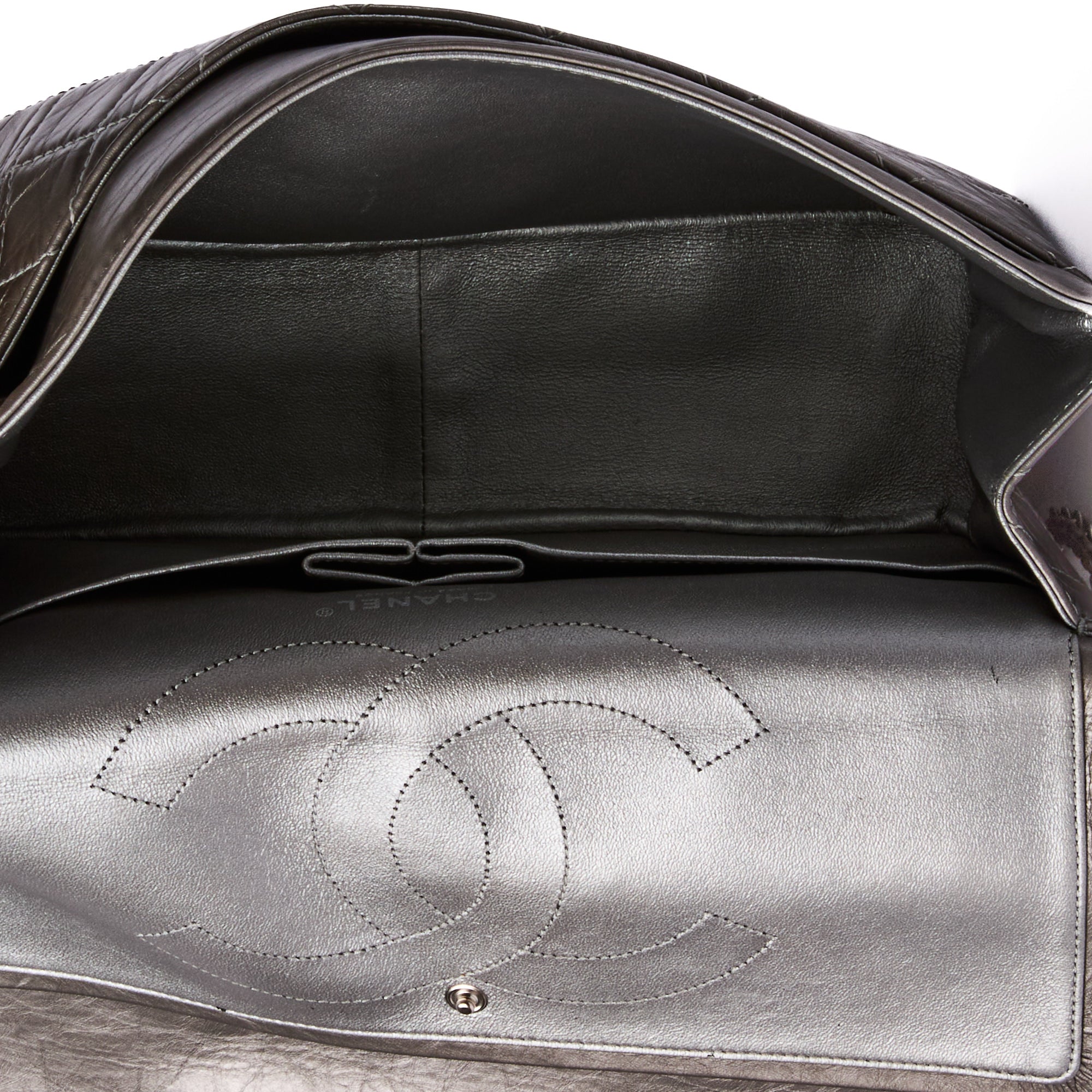 CHANEL - Maxi Jumbo 2.55 silver leather shoulder bag - Handbag