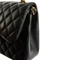 CHANEL - Sac bandoulière Jumbo Timeless classique cuir noir - Handbag