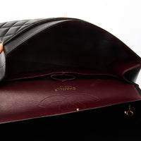 CHANEL - Sac bandoulière Jumbo Timeless classique cuir noir - Handbag