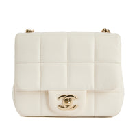 CHANEL - Sac bandoulière Mini Timeless Chocolate Bar cuir blanc - Handbag