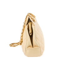 CHANEL - Sac à main cabas Caméra vintage Logo CC cuir matelassé beige - Handbag