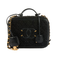 CHANEL - Vanity CC Logo handbag in black leather - Handbag 