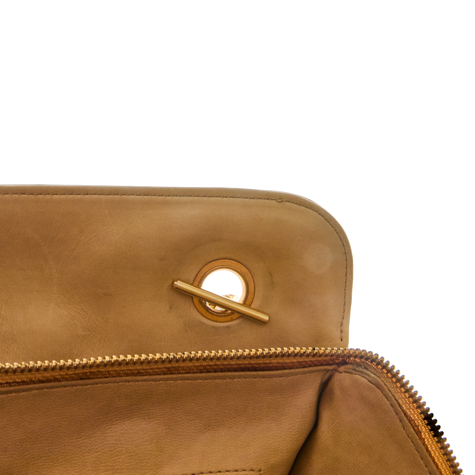 CHANEL - Sac à main cabas Caméra vintage Logo CC cuir matelassé beige - Handbag