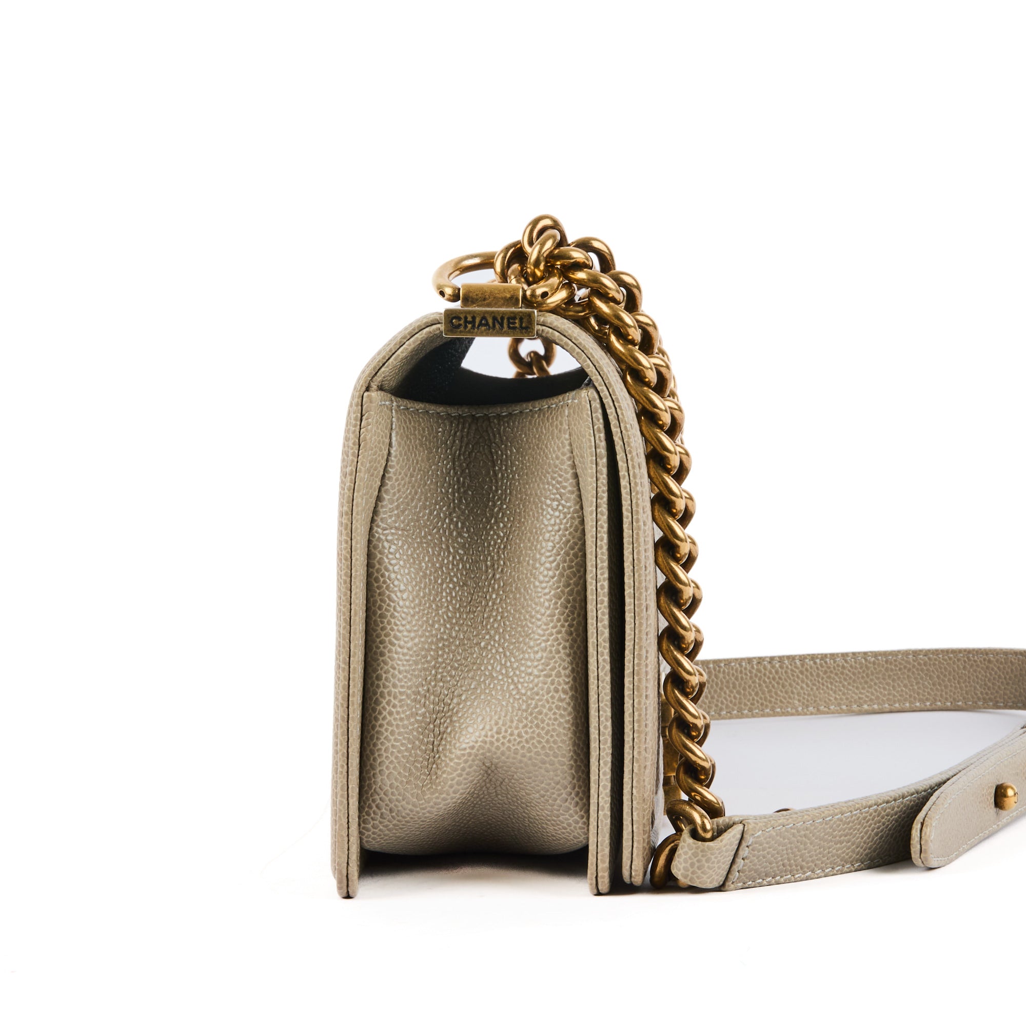 CHANEL - Sac bandoulière Boy médium cuir caviar gris beige - Handbag