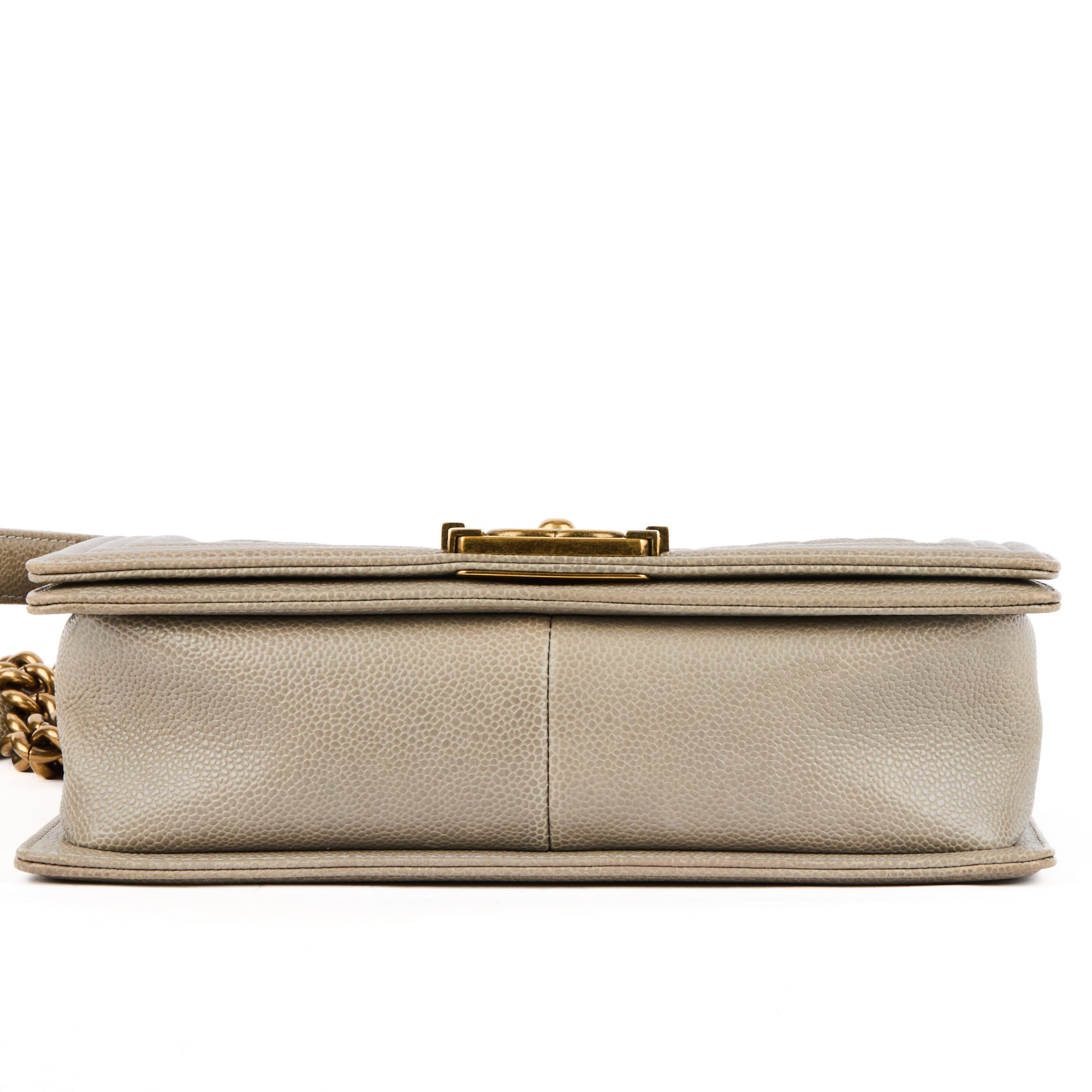 CHANEL - Sac bandoulière Boy médium cuir caviar gris beige - Handbag