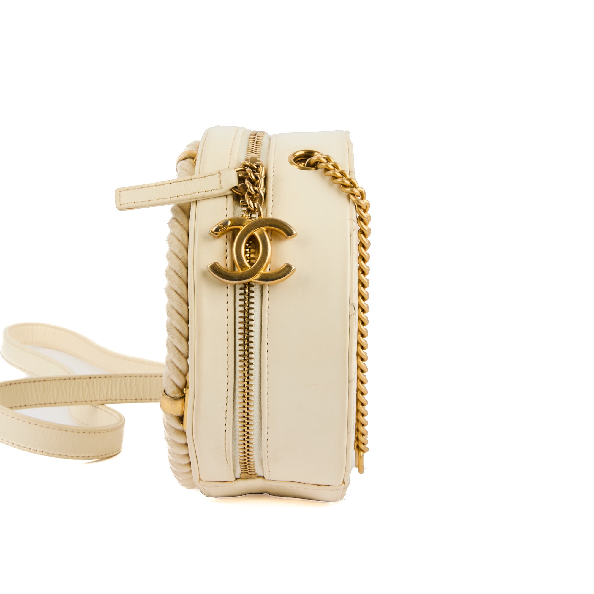 CHANEL - Sac bandoulière Rond En Vogue cuir blanc - Handbag