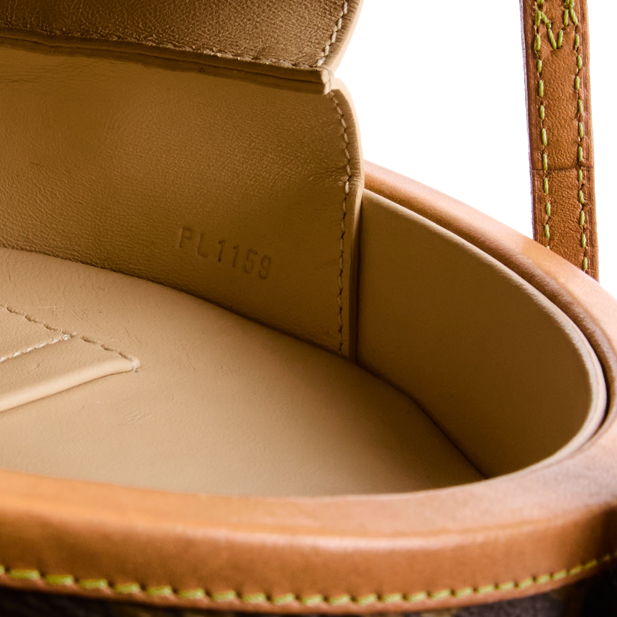 LOUIS VUITTON - Small Monogram Canvas Hat Box Handbag - Shoulder Handbag