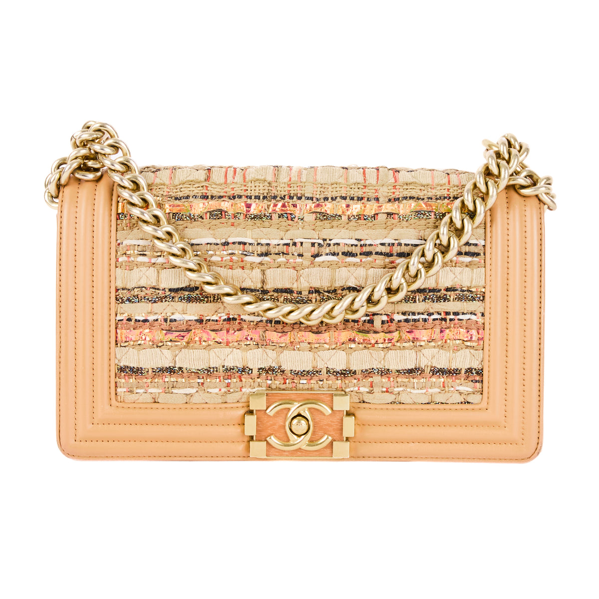 Shop this Chanel Boy Tweed Shoulder Bag in beige, authentic pre-owned luxury piece. Authenticated, with international shipping from Paris.