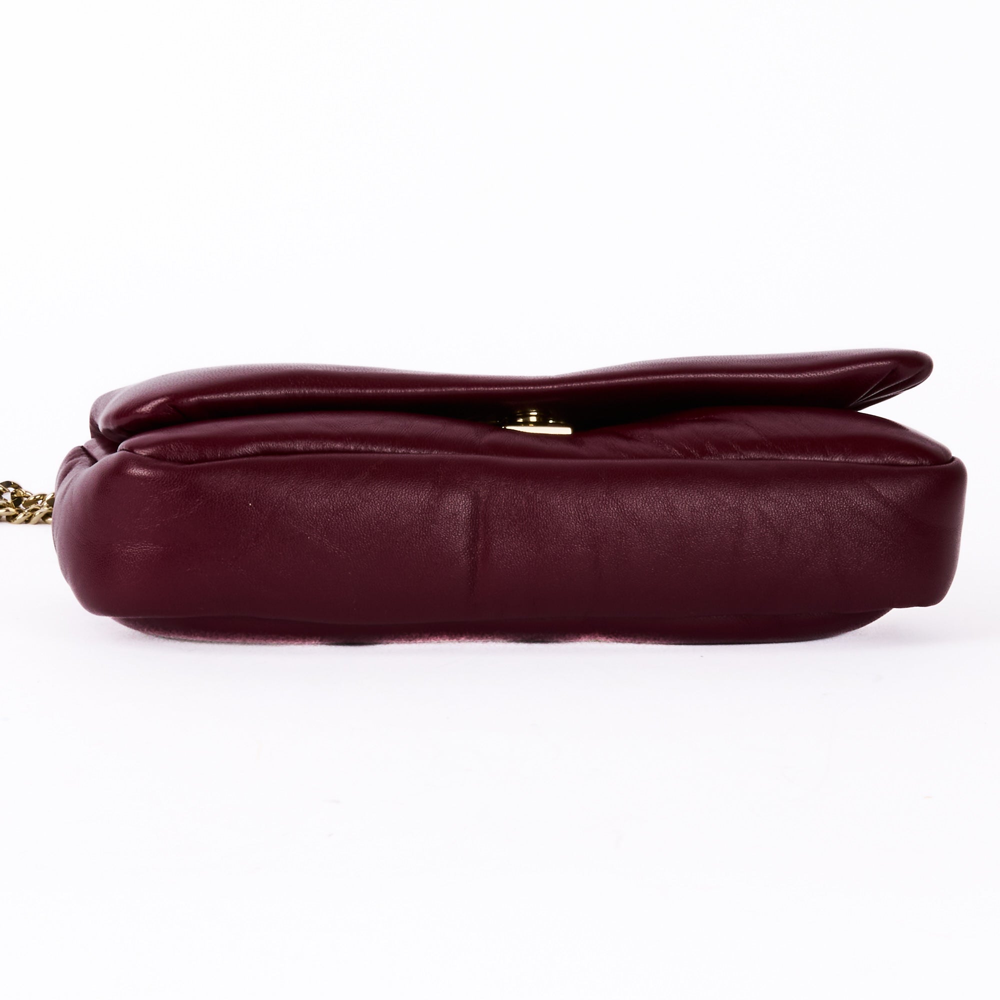 GUCCI - Milano Puffy GG shoulder bag in burgundy leather - Handbag 