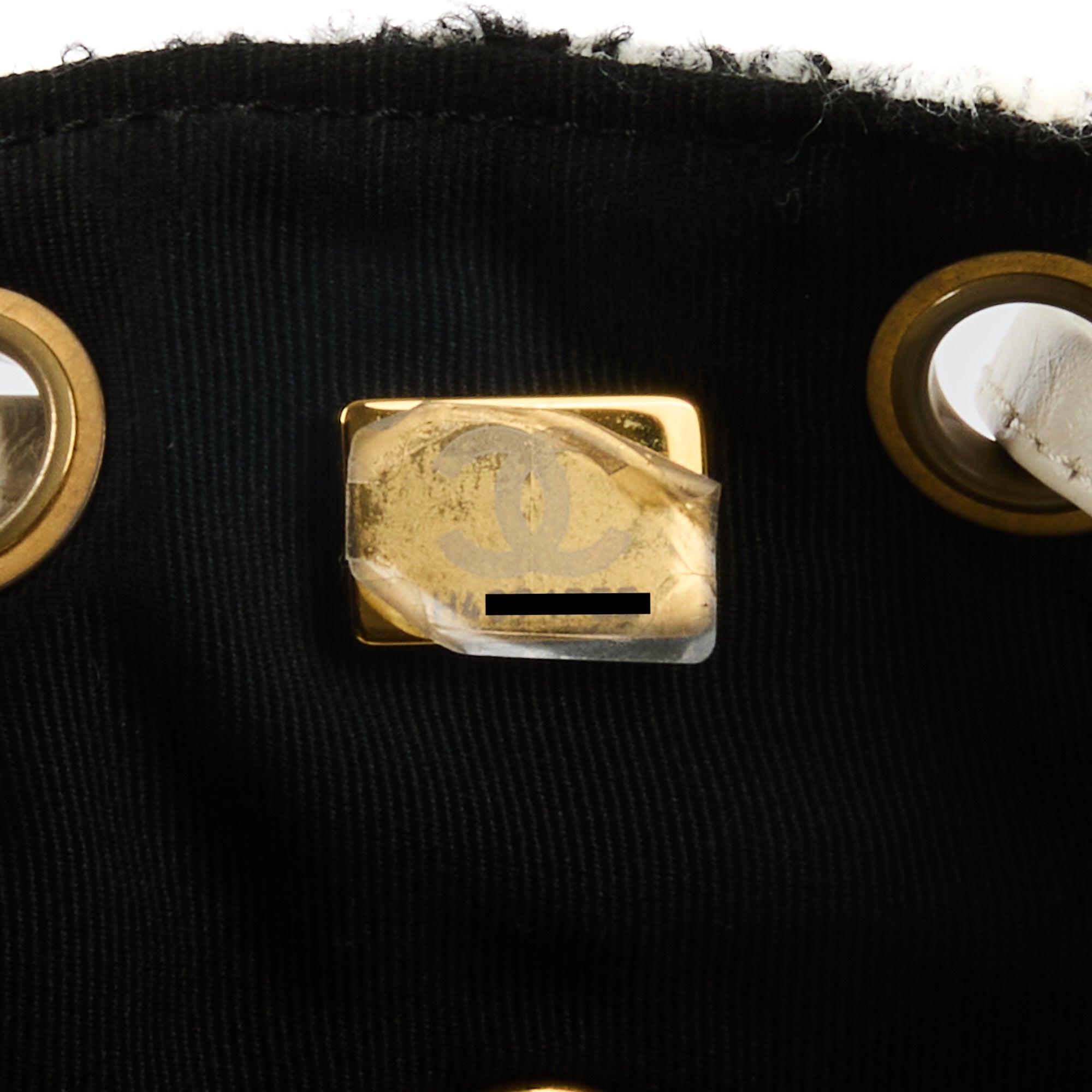 CHANEL - Sac à dos Duma Tweed Laine à carreaux CC - Backpack