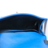 CHANEL - Sac bandoulière Boy PM Chevron cuir bleu - HandBag