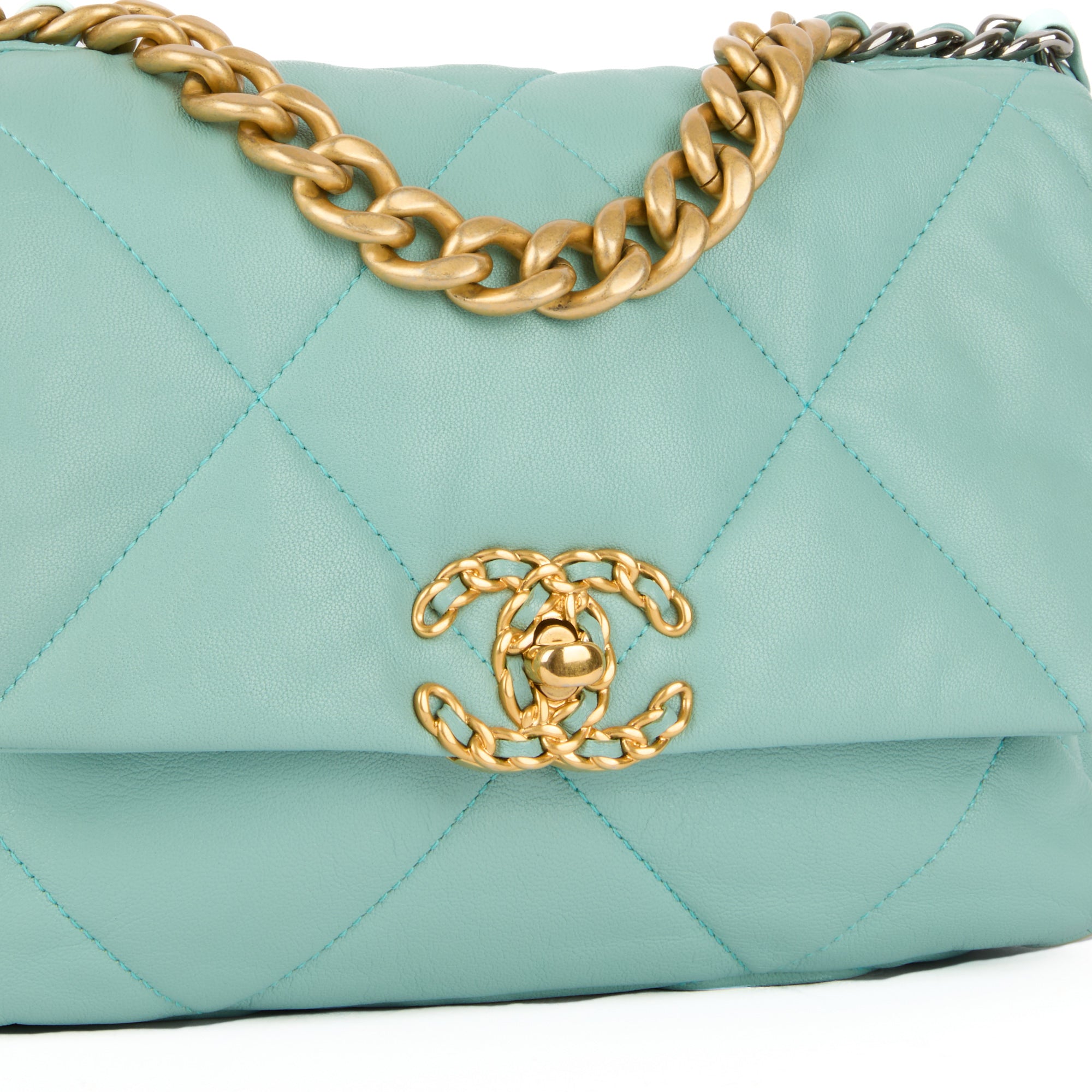 CHANEL - Sac bandoulière 19 Small cuir bleu turquoise - Handbag